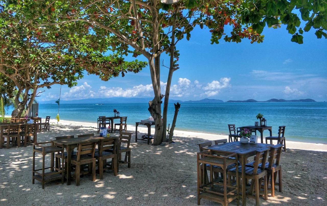 Klang Aow Seafood & Resort カノム エクステリア 写真